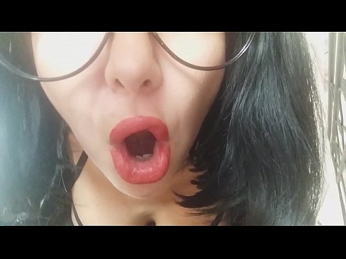 ❤️ Honey, hooyadaa anoo ah hooyadaa kuma ogolaan doonto inaad iskuul aado maanta... aad baan kuugu baahanahay... Porno Guri ❌️❤