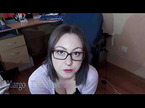 ❤️ Gabar Kacsan Oo Muraayad Leh Oo Kaamirada Si Qoto Dheer Ugu Nuugaysa Dildo Porno Guri ❌️❤